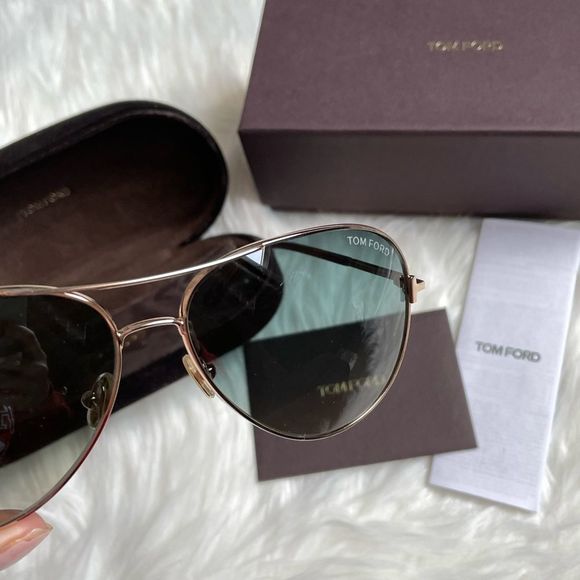 Tom Ford Accessories - SALE🎉 Tom Ford Aviators - Unworn